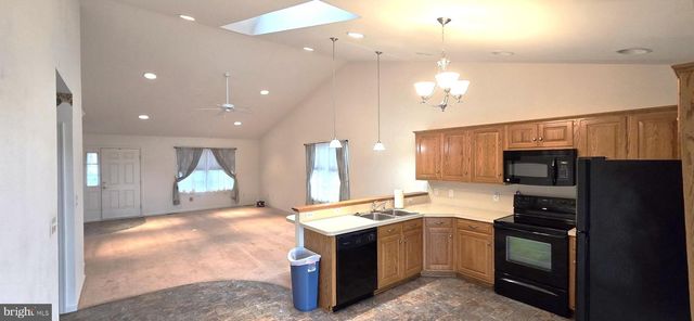 158 BRADFORD SPRING CT, Waynesboro, PA 17268