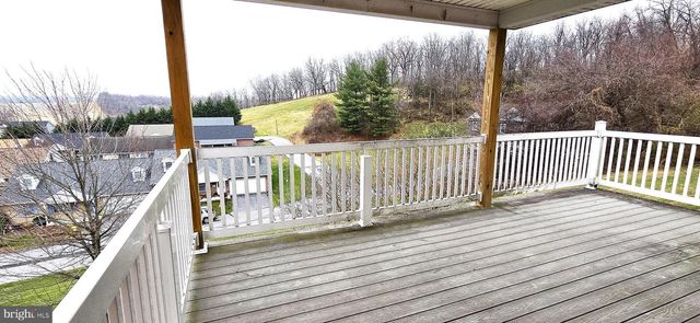 158 BRADFORD SPRING CT, Waynesboro, PA 17268