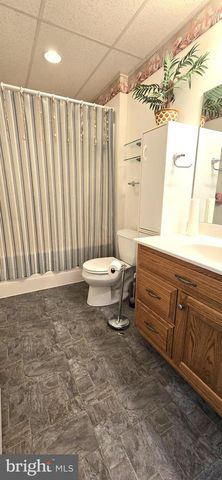 158 BRADFORD SPRING CT, Waynesboro, PA 17268