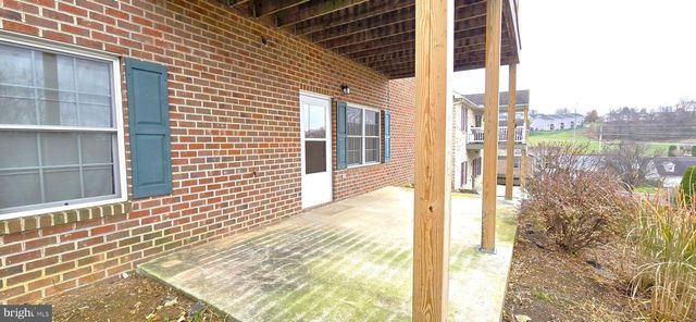 158 BRADFORD SPRING CT, Waynesboro, PA 17268