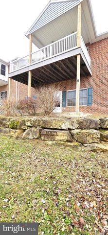 158 BRADFORD SPRING CT, Waynesboro, PA 17268