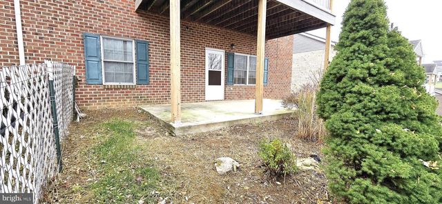 158 BRADFORD SPRING CT, Waynesboro, PA 17268