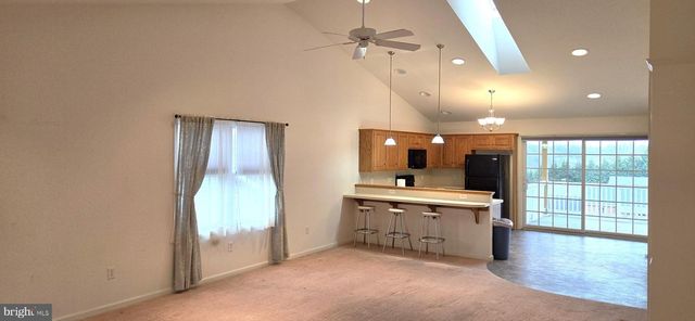 158 BRADFORD SPRING CT, Waynesboro, PA 17268