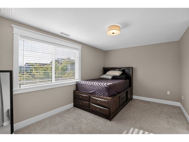 2701 Sw LATOURELL Pl, Troutdale, OR 97060