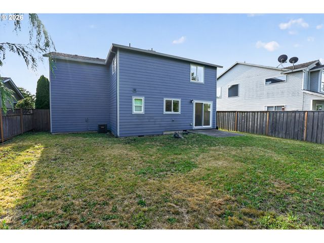 2701 Sw LATOURELL Pl, Troutdale, OR 97060