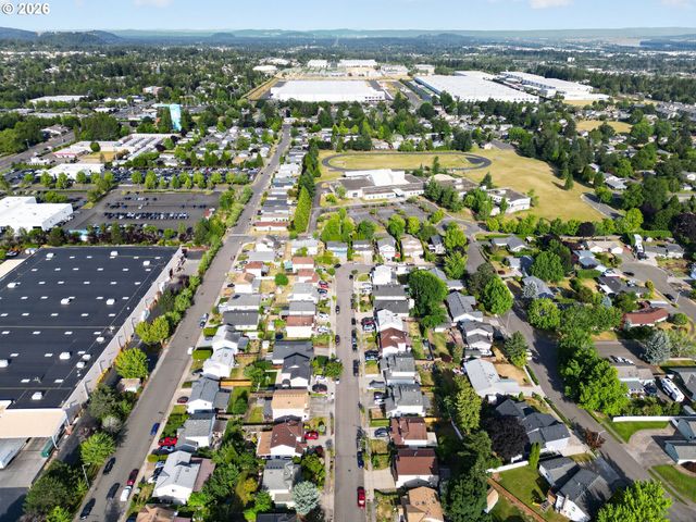 2701 Sw LATOURELL Pl, Troutdale, OR 97060