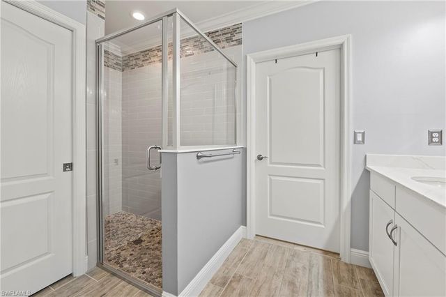 6954 Avalon CIR 703, Naples, FL 34112