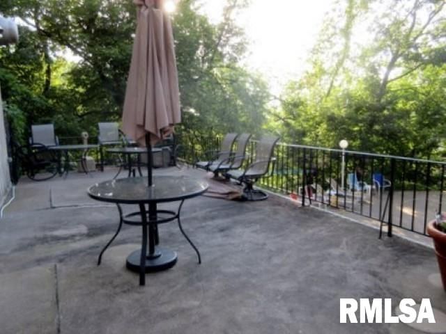 1800 7th St Unit 7A, East Moline, IL 61244