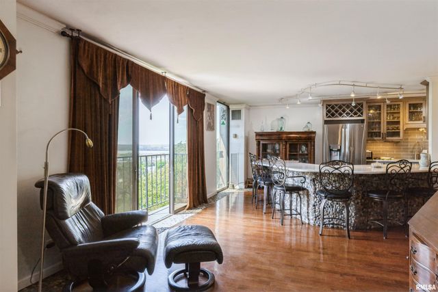 1800 7th St Unit 7A, East Moline, IL 61244