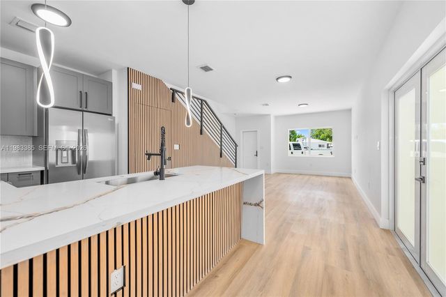 2121 NW 45th St 2123, Miami, FL 33142