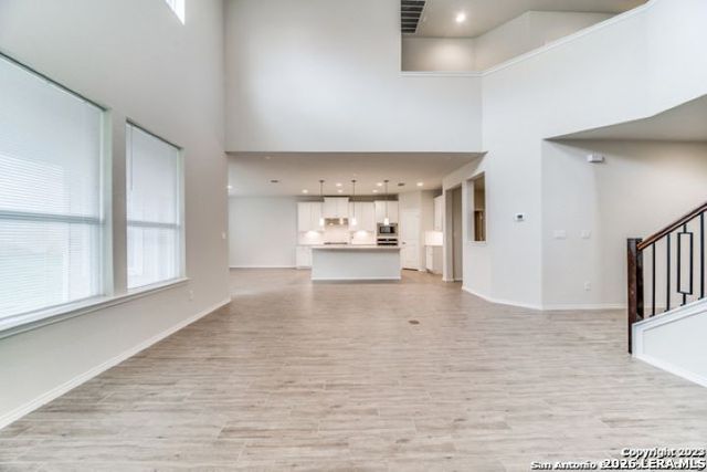 332 Aberdeen, Boerne, TX 78015