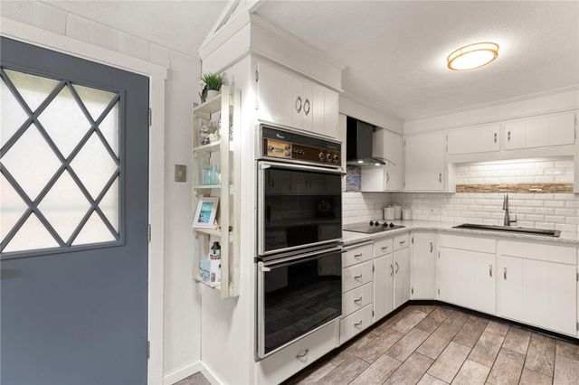 8 Fountain Spring Lane, Johnston, RI 02919