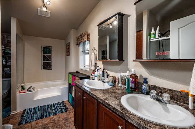 3549 N Glen Canyon Road, Golden Valley, AZ 86413