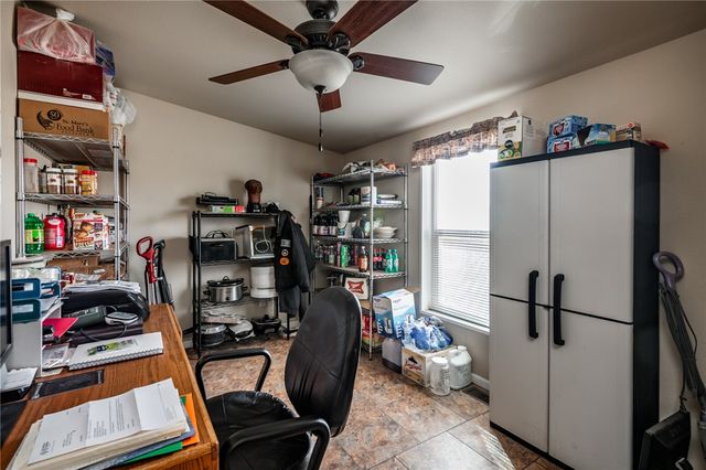 3549 N Glen Canyon Road, Golden Valley, AZ 86413