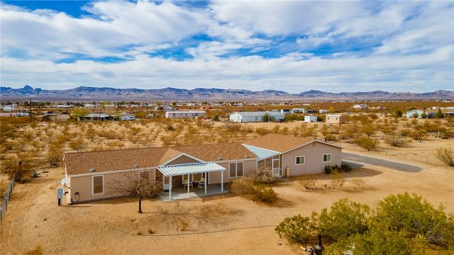 3549 N Glen Canyon Road, Golden Valley, AZ 86413