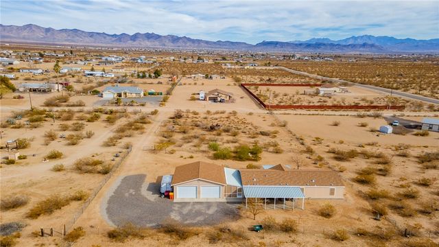 3549 N Glen Canyon Road, Golden Valley, AZ 86413