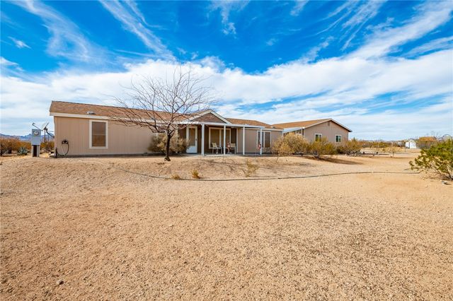3549 N Glen Canyon Road, Golden Valley, AZ 86413