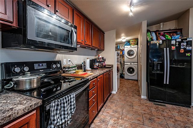 3549 N Glen Canyon Road, Golden Valley, AZ 86413