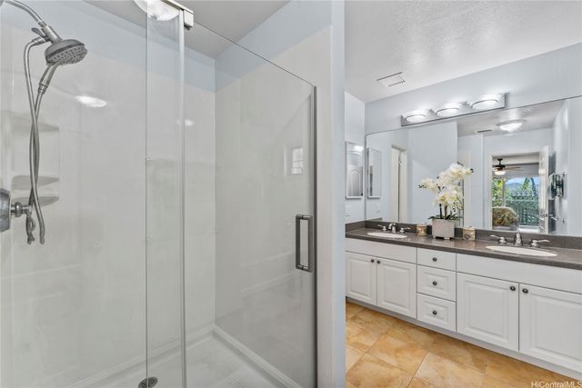 92-1093 Koio Drive M31-4, Kapolei, HI 96707