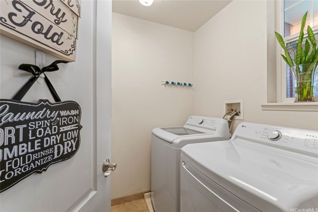 92-1093 Koio Drive M31-4, Kapolei, HI 96707