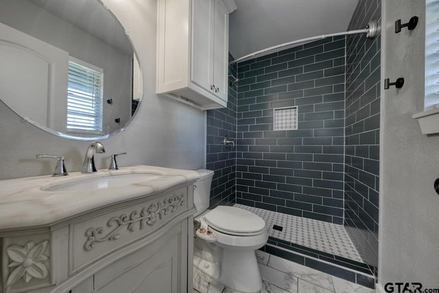 3021 McDonald Rd, Tyler, TX 75701