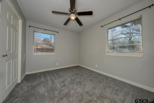 3021 McDonald Rd, Tyler, TX 75701