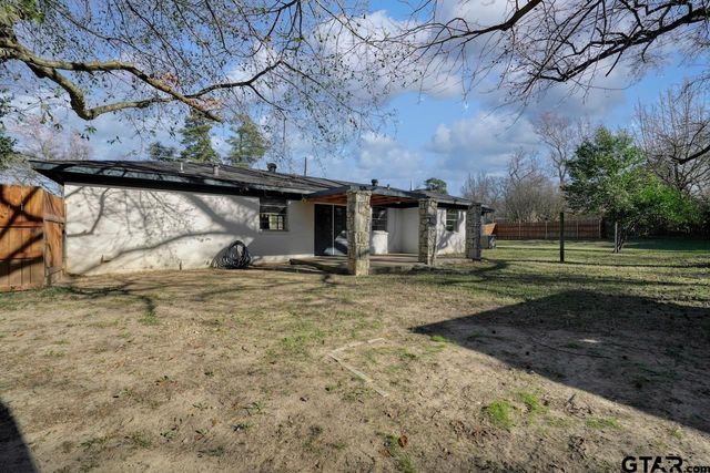 3021 McDonald Rd, Tyler, TX 75701