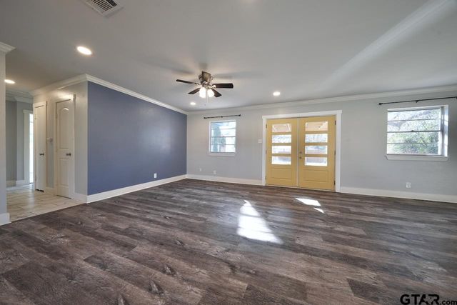 3021 McDonald Rd, Tyler, TX 75701