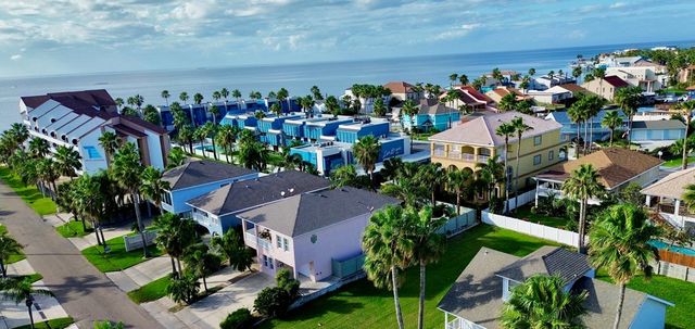 212 W Cora Lee Dr., South Padre Island, TX 78597