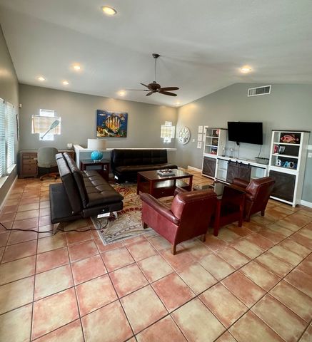 212 W Cora Lee Dr., South Padre Island, TX 78597