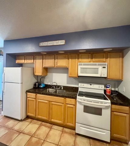 212 W Cora Lee Dr., South Padre Island, TX 78597