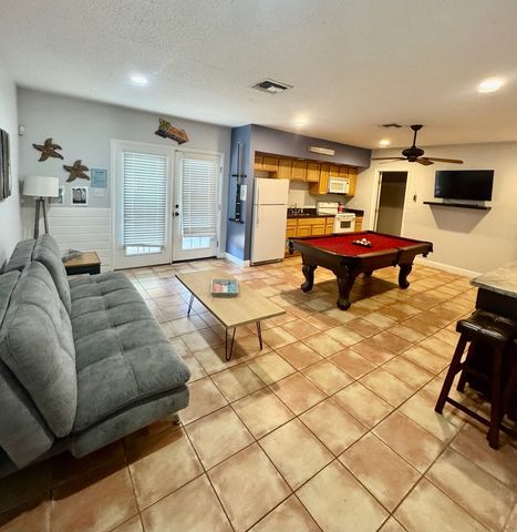 212 W Cora Lee Dr., South Padre Island, TX 78597