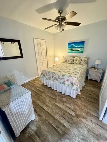 212 W Cora Lee Dr., South Padre Island, TX 78597