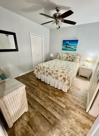 212 W Cora Lee Dr., South Padre Island, TX 78597