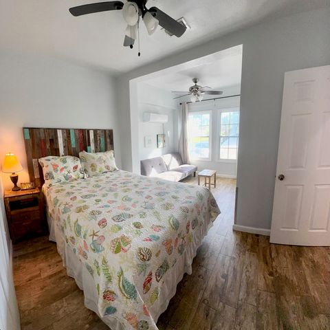 212 W Cora Lee Dr., South Padre Island, TX 78597