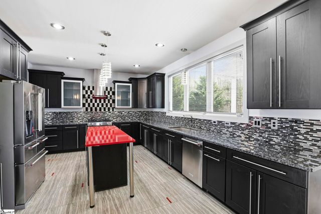 25 Setting Sun Lane, Travelers Rest, SC 29690