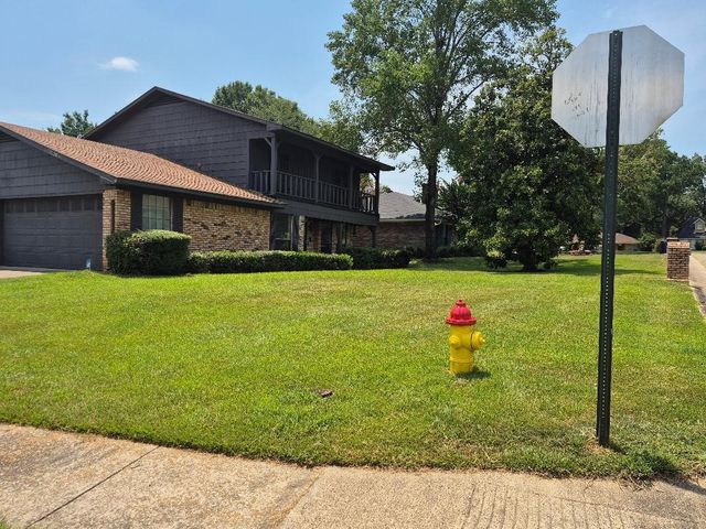 2401 WINDBROOKE Court, Shreveport, LA 71118