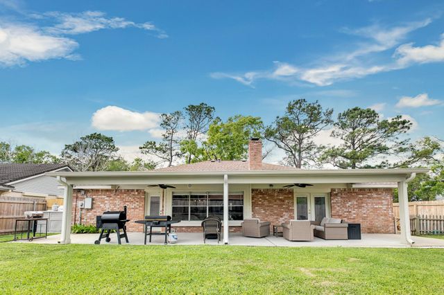 16603 Rigger Lane, Houston, TX 77062