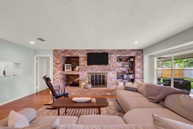 16603 Rigger Lane, Houston, TX 77062