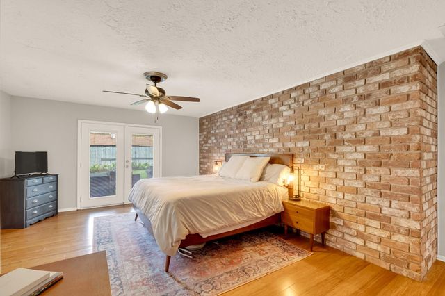 16603 Rigger Lane, Houston, TX 77062