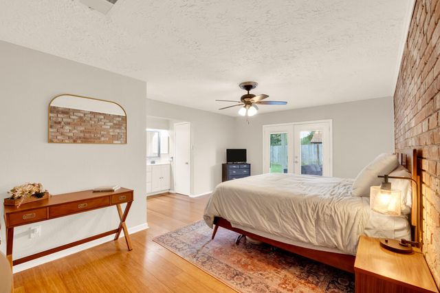 16603 Rigger Lane, Houston, TX 77062