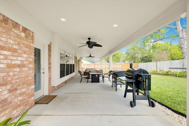 16603 Rigger Lane, Houston, TX 77062