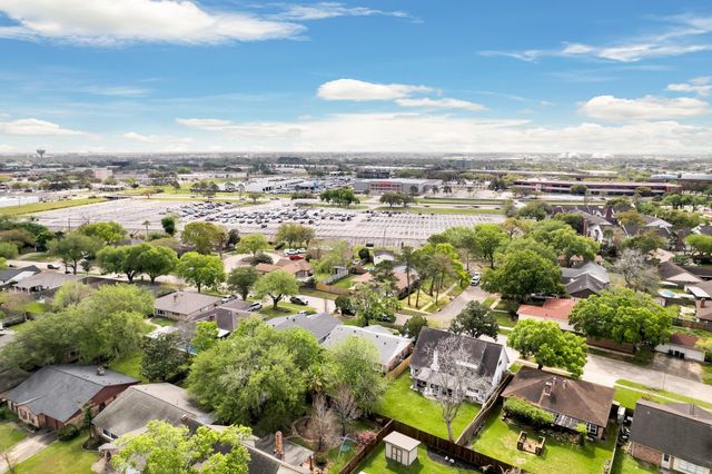 16603 Rigger Lane, Houston, TX 77062