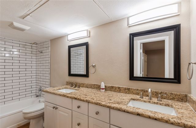 5750 Phoenix Drive 27, Dallas, TX 75231