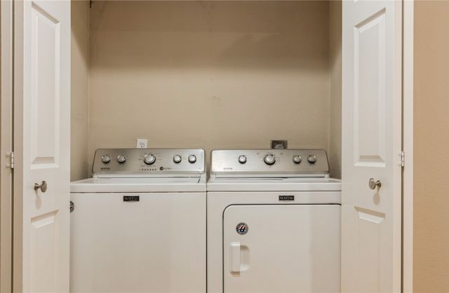 5750 Phoenix Drive 27, Dallas, TX 75231