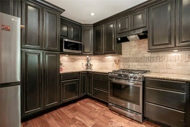 7129 Forbes Avenue, Van Nuys, CA 91406