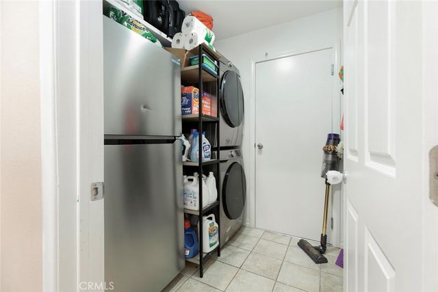 7129 Forbes Avenue, Van Nuys, CA 91406