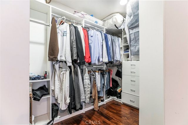 7129 Forbes Avenue, Van Nuys, CA 91406