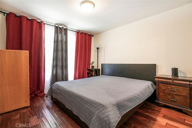 7129 Forbes Avenue, Van Nuys, CA 91406