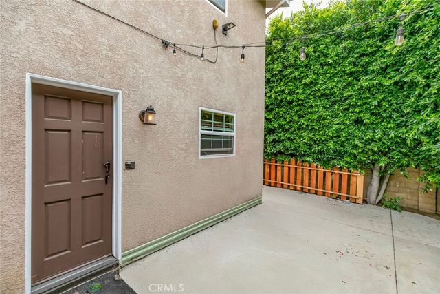 7129 Forbes Avenue, Van Nuys, CA 91406